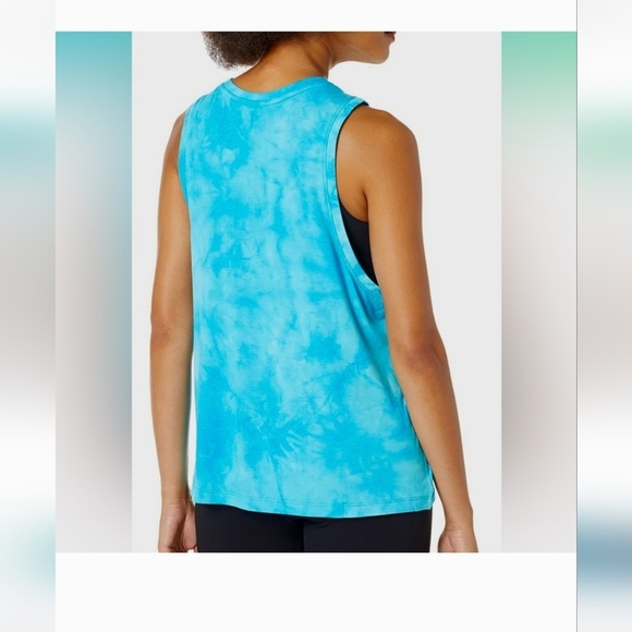Juicy Couture Blue Muscle Tee with Tie-Dye Effect - Picture 10 of 10
